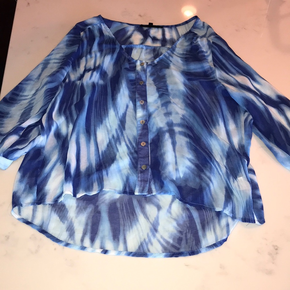 Blue tie-dye boutique top